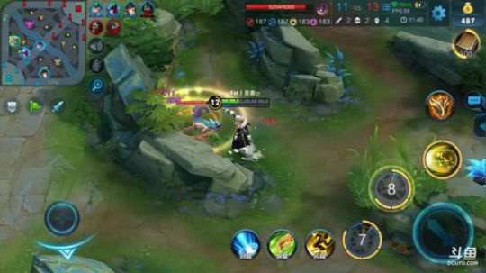 右手：露娜带粉胜率99.8％ 2018-01-15 16点场