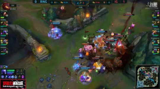 RNG VS IG 第二场精彩回顾 护国神牛Q起四人IG溃败