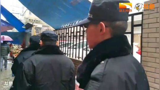 超帅湖北小哥哥 90后协管员广州风景线 2018-01-30 10点场