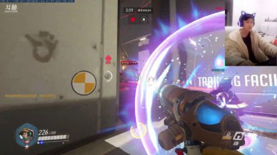 顾言：我自是年少，韵华倾付。 2018-02-05 01点场