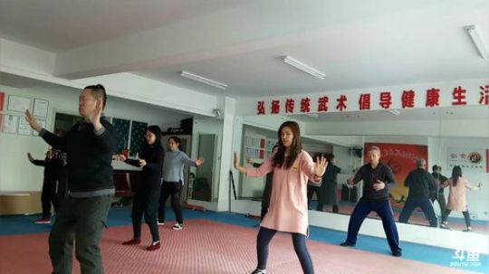 太极形意。青峰传统武术健身会馆 2018-02-02 08点场