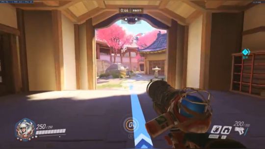 乐观的小美又来打电脑了 2018-02-07 10点场