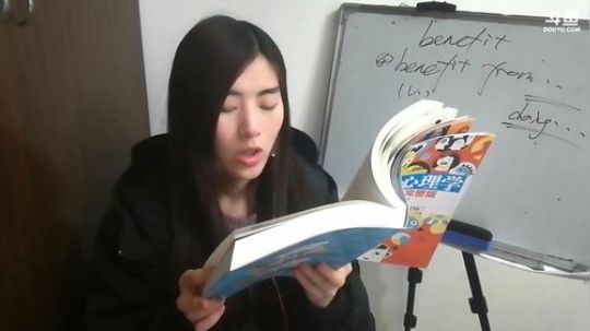 娜娜：2月～今晚读“厌食症” 2018-02-07 20点场