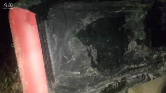 三傻x鱼来个比赛。 2018-02-08 19点场