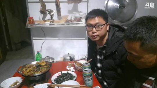 魅力提前给大家拜年了， 2018-02-14 19点场