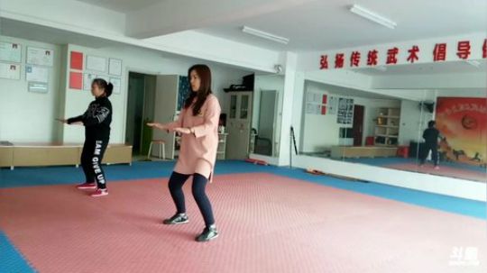太极形意。青峰传统武术健身会馆 2018-02-07 08点场