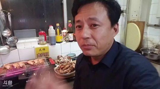 【威海大叔】大年初一，过年好啊! 2018-02-16 23点场