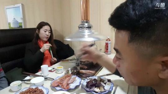 西北老狼哥哥发布了一个斗鱼视频2018-02-28