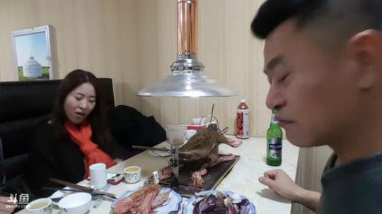 西北老狼哥哥发布了一个斗鱼视频2018-02-28