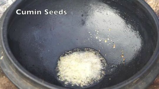 一个颠覆你想象的印度荒野厨房，网友直呼好干净