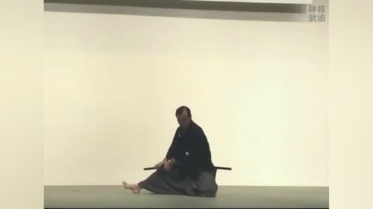 黒田鉄山 0.1秒の抜刀 神速の民弥流居合術