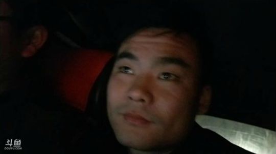 给敢死队送猪来了， 2018-03-06 18点场