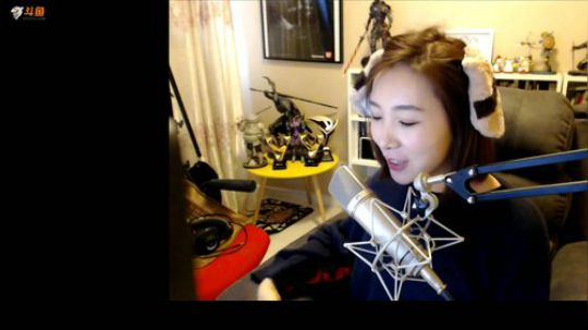 不会功夫的海牛cgc发布了一个斗鱼视频2018-03-07