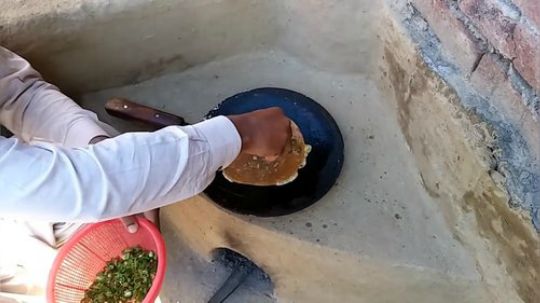 【巴基斯坦家常】洋葱、番茄、青椒.......鸡蛋煎饼