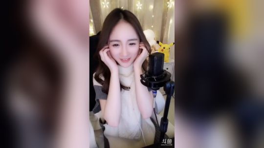 兜兜的亲亲老公视频_兜兜的亲亲老公的斗鱼视频空间_斗鱼视频-最6的