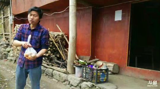 今天吃啥哟。 2018-03-12 14点场