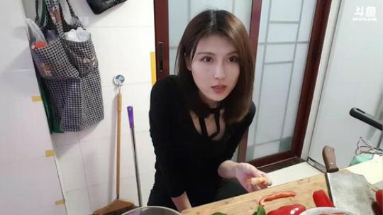 十三：做个黑暗的怪猎猫饭如何 2018-03-11 18点场