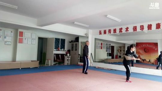 太极形意。青峰传统武术健身会馆 2018-03-04 08点场