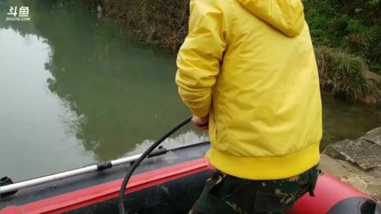 地笼竞赛，已经上货野生大甲鱼！ 2018-03-14 09点场