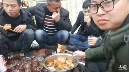 一笼，一人，一鸡，一狗，一晚，鸡要活下来 2018-03-20 21点场