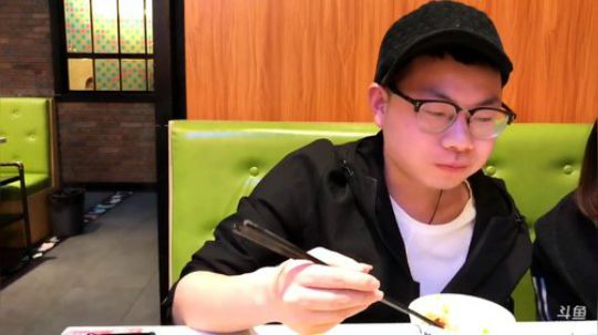 到景德镇了，3.18一剑结婚！ 2018-03-17 01点场