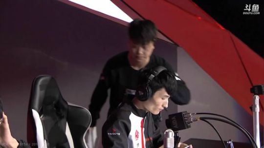 KPL二路解说RNGM对阵EDGM 2018-03-30 18点场