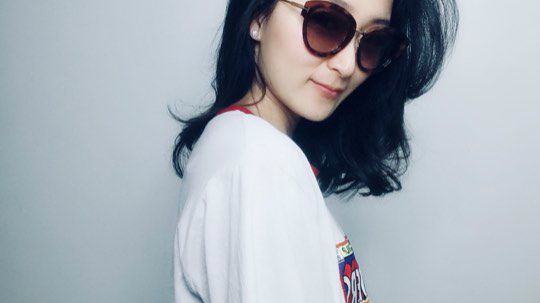 陈宝儿么么么么