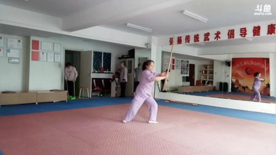 太极形意。青峰传统武术健身会馆 2018-03-26 08点场