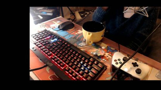 不会功夫的海牛cgc发布了一个斗鱼视频2018-04-04