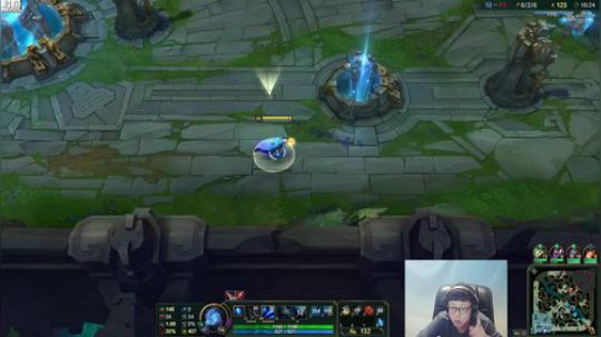 黑板君爱喝酸奶发布了一个斗鱼视频2018-04-05