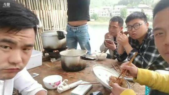 80跟牛鞭补不补？ 2018-04-06 14点场