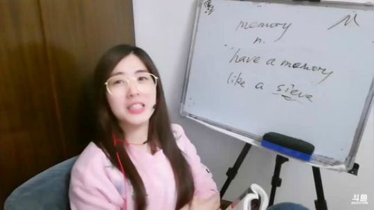 娜娜：晚上学学英语聊聊天～ 2018-04-08 21点场