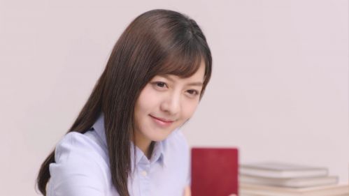 坚果 3 “倒转自拍”功能视频