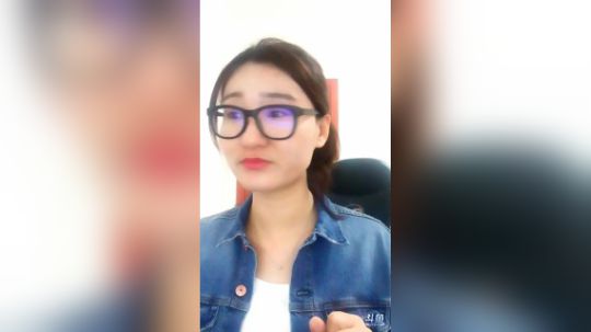 颜妹子：颜值区随便一混 2018-04-14 20点场