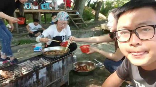 水车烤乳猪＋火鸡面＋烤鸡腿 2018-04-17 14点场