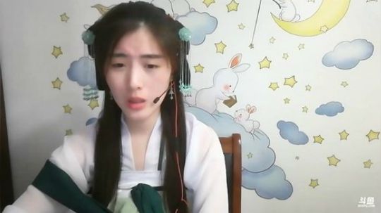 娜娜：我是大小姐，不是小丫头～哈～ 2018-04-18 22点场