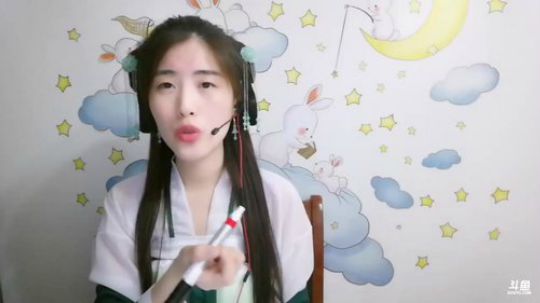 娜娜：我是大小姐，不是小丫头～哈～ 2018-04-18 21点场