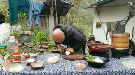 以前少有的文化人 2018-04-18 16点场