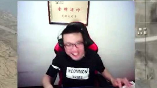 难受啊金伦，20杀被这个小老板搞没了，烦