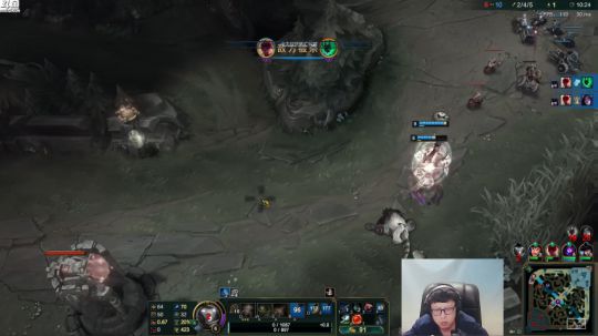 17854226298发布了一个斗鱼视频2018-04-25