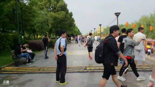 武汉嘉年华第三天 2018-05-01 15点场