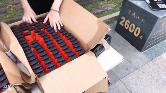 国妹❤武汉意外最后一天，实在嗨不动了 2018-05-01 16点场