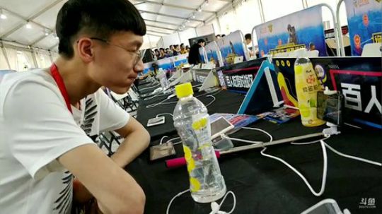 国服最强四指钢枪王回来了 2018-05-01 15点场