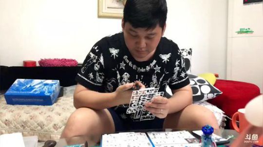 老表：下午休闲休闲，补补时长！ 2018-05-06 15点场