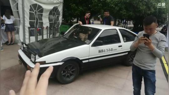 AE86同年代同外形的车