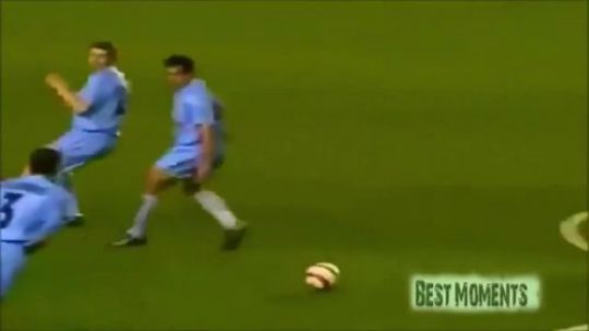 90年代华丽脚法的代表!博格坎普49岁了!