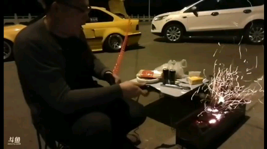 鹰派烧烤