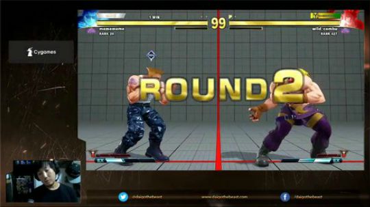 用最弱角色吊打梅原!日本最强Alex展示街霸5另类可能性!