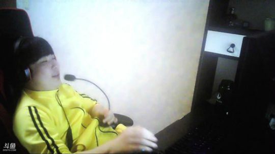 [CK] 有结婚 休息一天~不好意思哦~ 2018-05-20 02点场