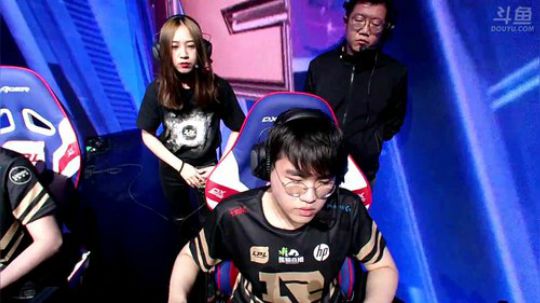 春季决赛EDGvsRNG1